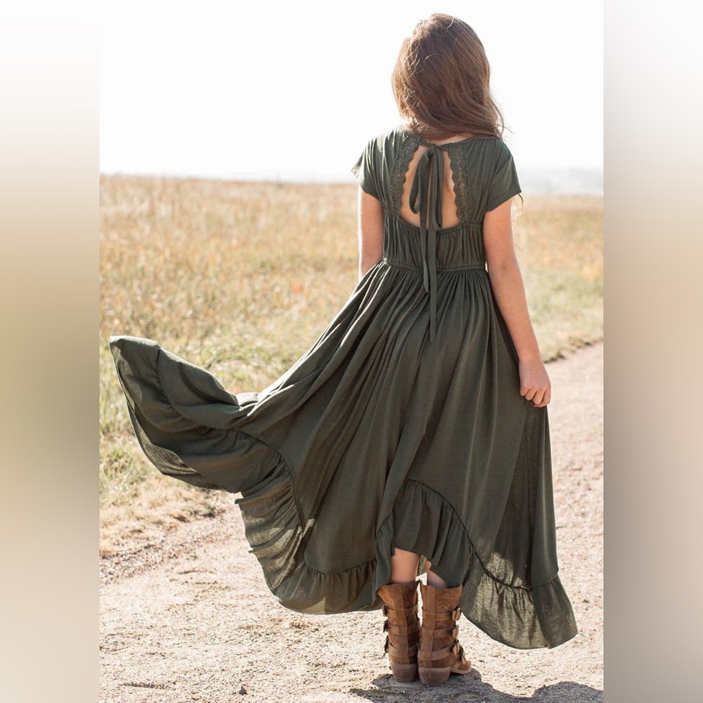 NWT Joyfolie Braelyn Dress in Olive Size 6 lace and bow back fairy handkerchief